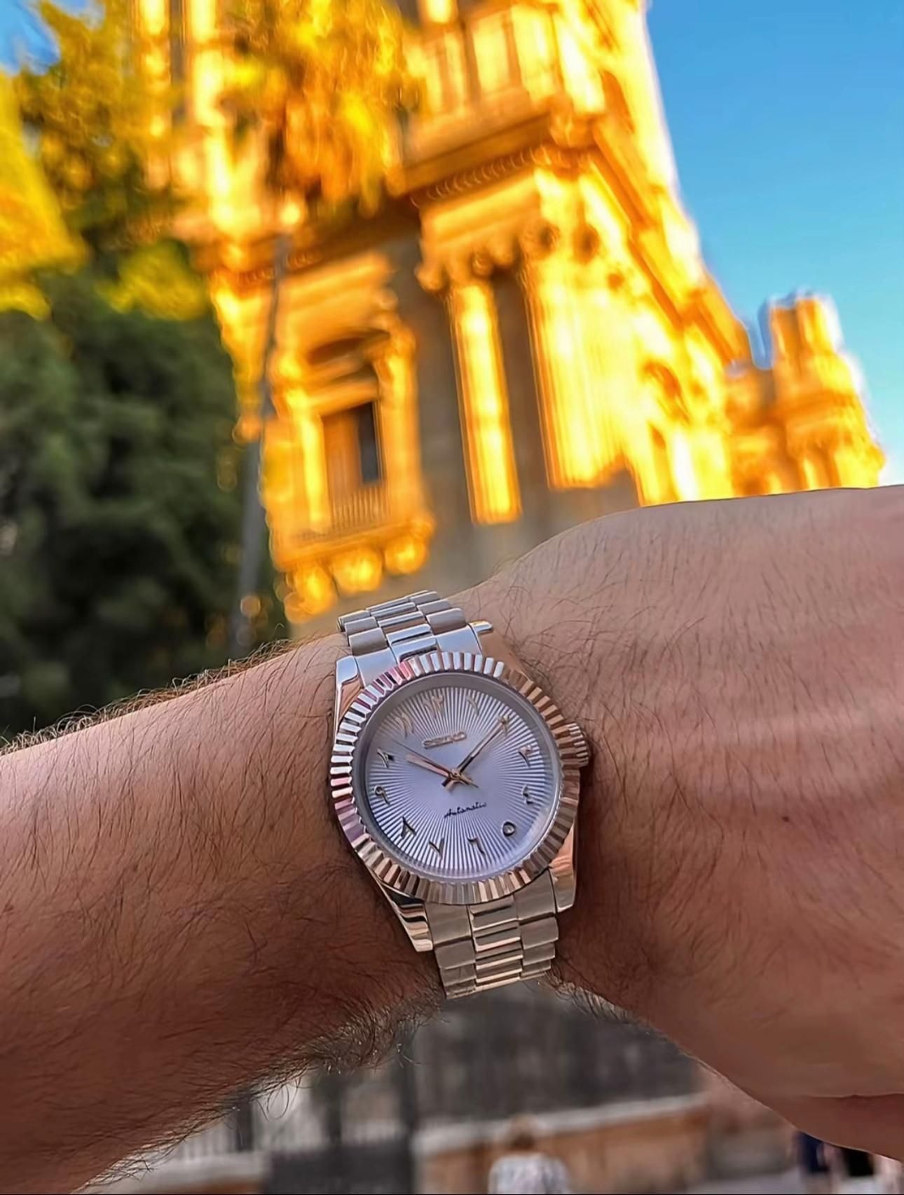 Meridian Fluted Silver Arabic