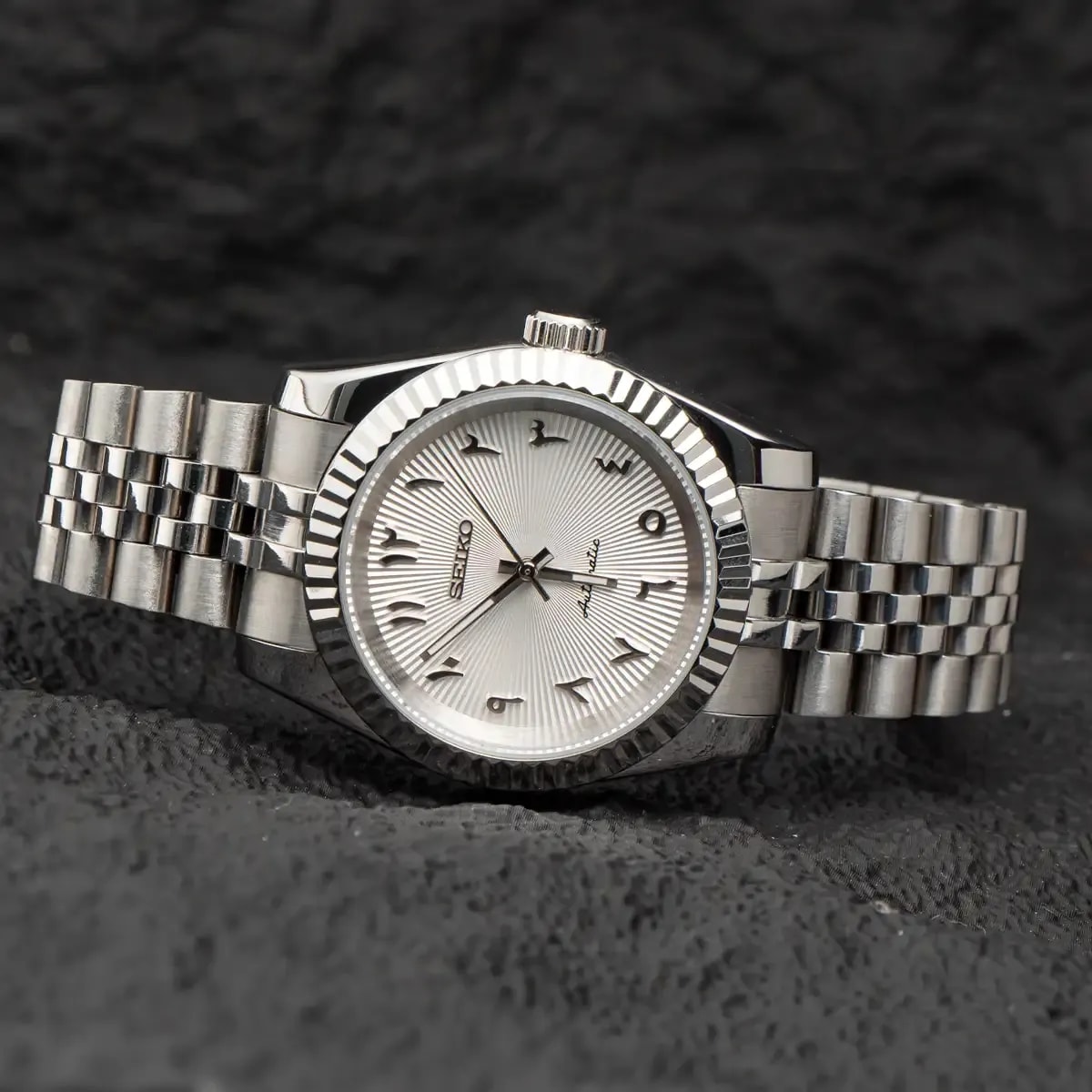 Meridian Fluted Silver Arabic